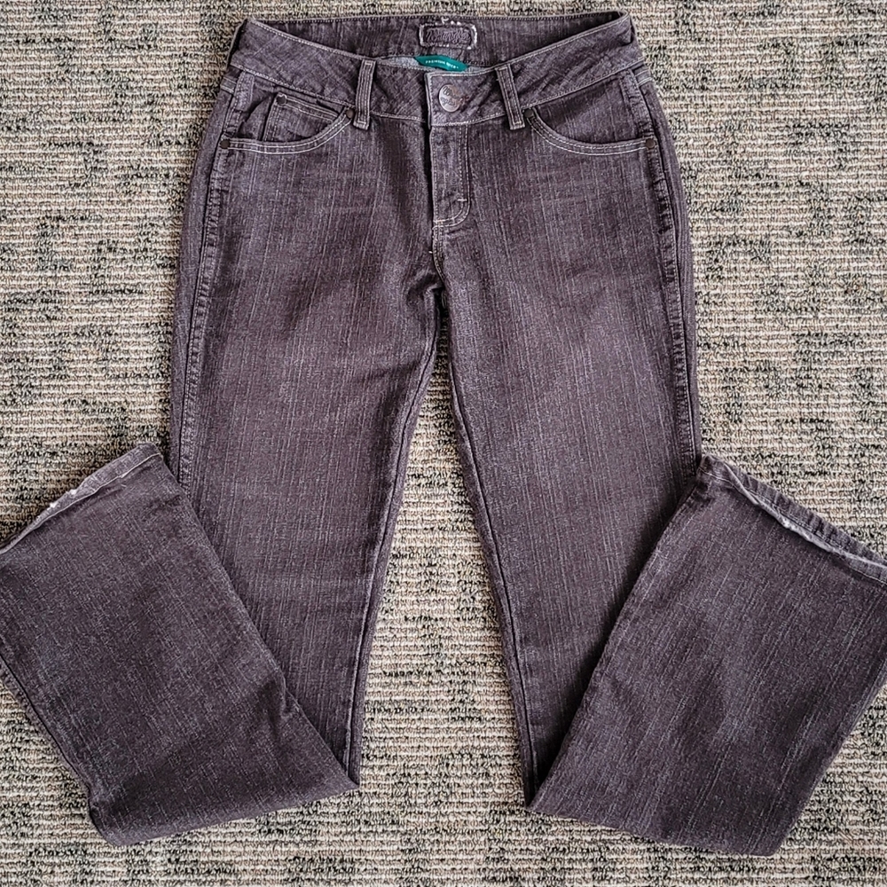 Womens 5/6 brown Wranger jeans